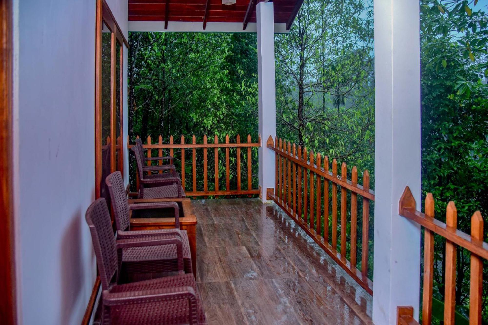 Hotel Sinharaja Rest Deniyaya Exterior foto